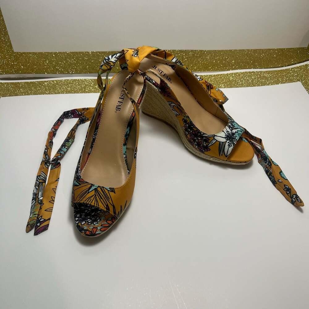JustFab Karuna Yellow Floral Silk Ankle Tie Espadrille Wedge Sandals Size 9.5